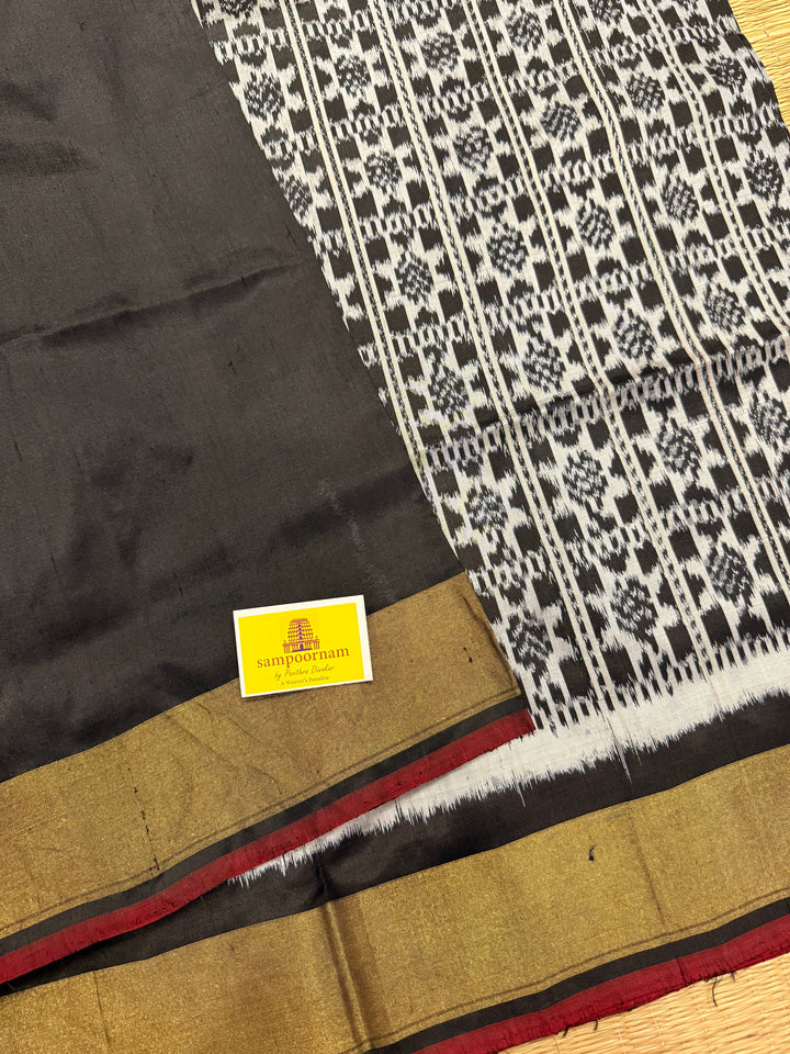 Black with White ,traditional border and rich Pallu Pochampally Ikkat Silk Saree