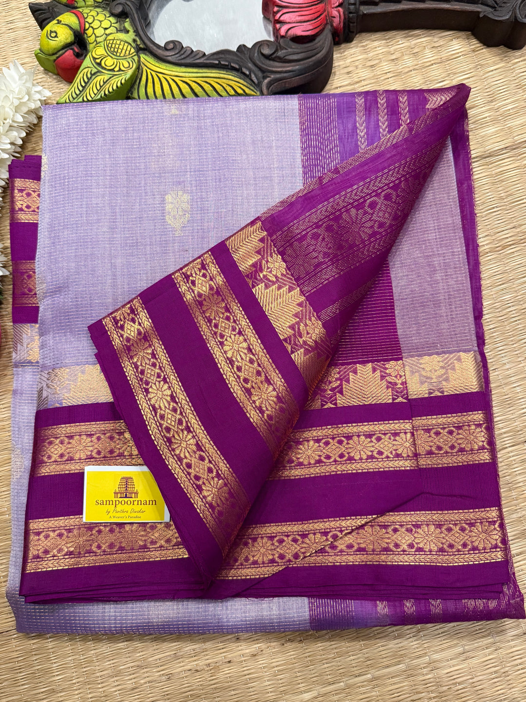 Lavender with Purple Podi Kattam in the body with rich butta , rettapet border and rich Pallu Korvai Silk Cotton Saree