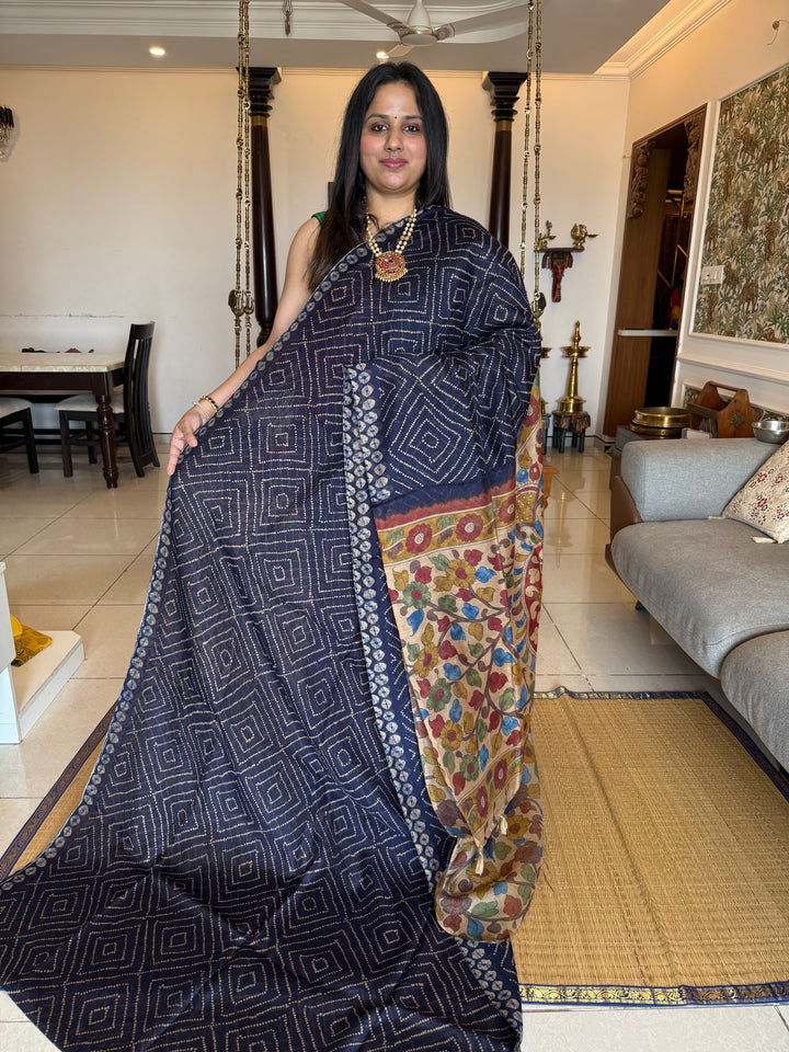 Dark Blue with Cream , Bandini  print in the body , Kalamkari Pallu and Body Soft Cotton Saree
