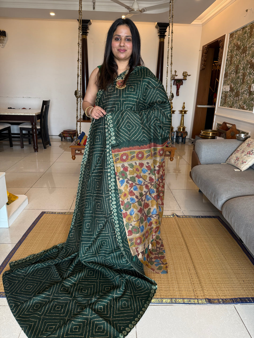 Green with Cream , Bandini print in the body , Kalamkari Pallu and Body Soft Cotton Saree