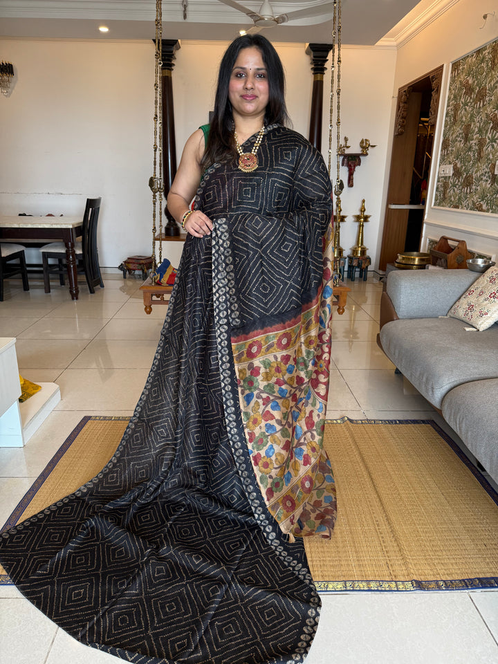 Black with Cream , Bandini print in the body , Kalamkari Pallu and Body Soft Cotton Saree