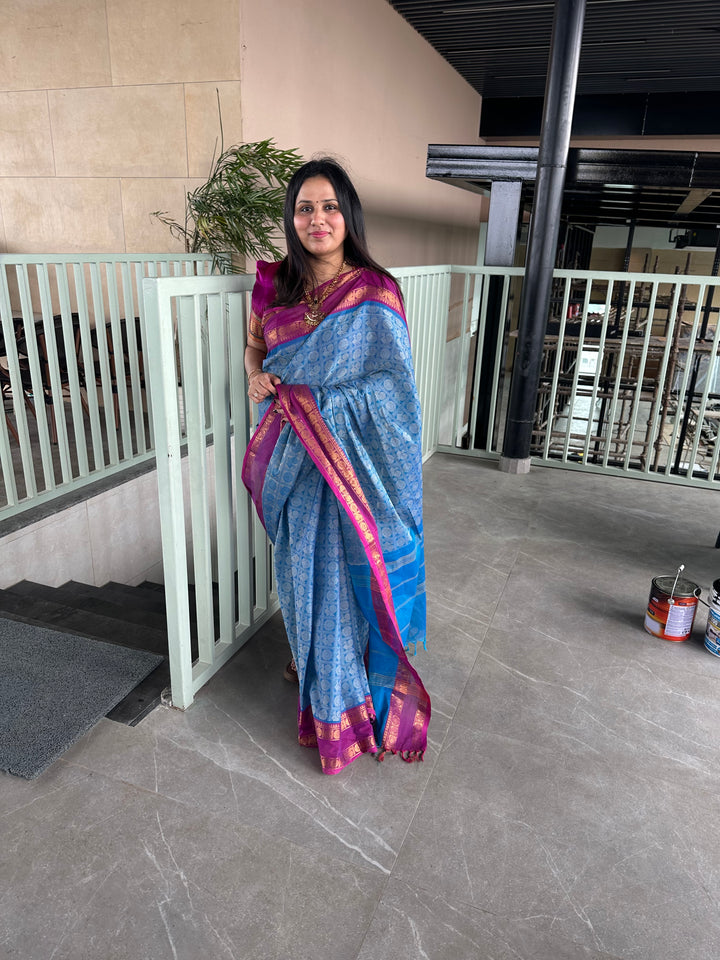 Light Blue with Dark Magenta , Annam and Chakram Butta in the body and plain Pallu Chettinad Cotton Saree