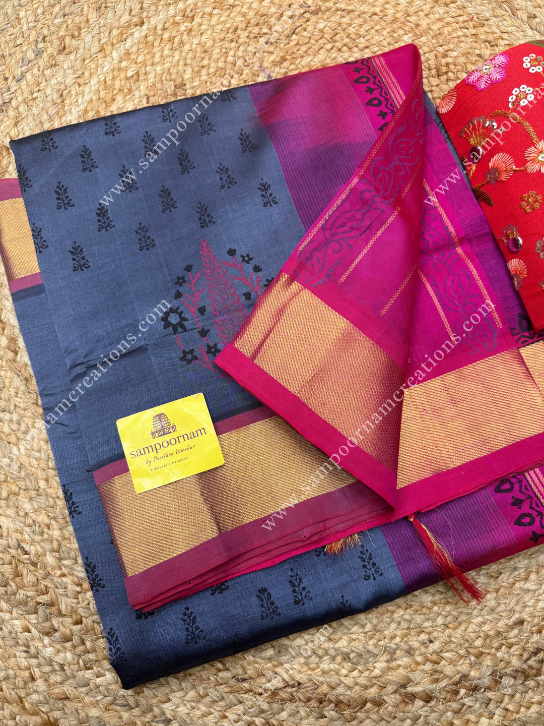 Grey with Pink , Floral Print in the body  and Rich Pallu Handblock Printed Silk Cotton Saree