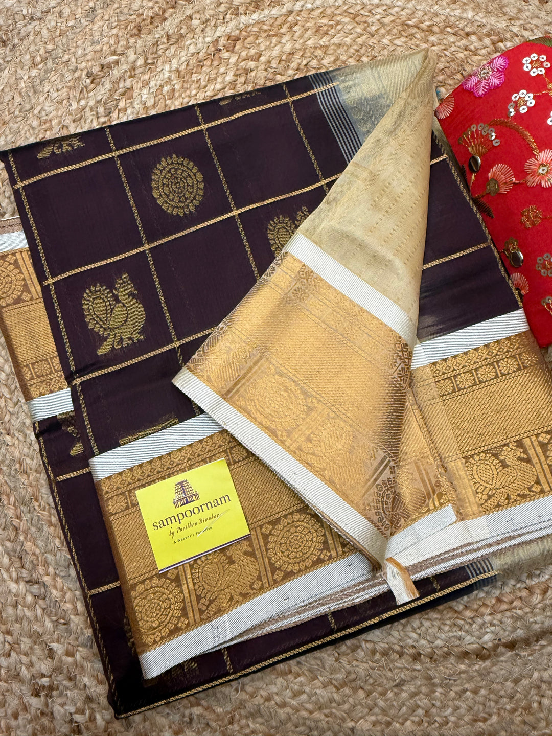 Brown with Offwhite , Mayil and Chakram Butta in the Body, Traditional Borders and Rich Pallu Mayil Chakram Silk Cotton Saree