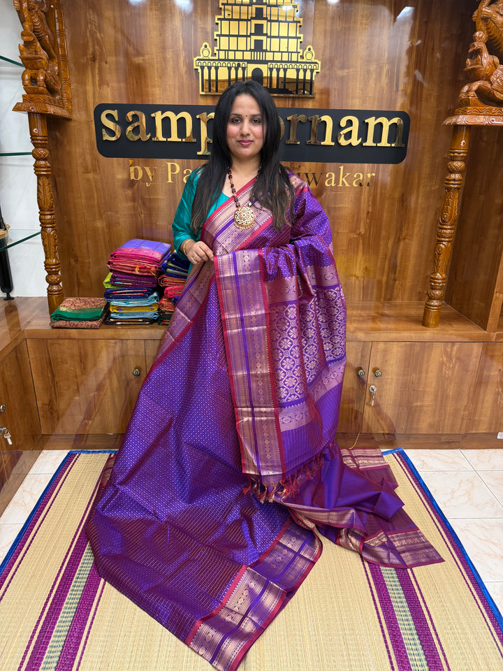 Double Shaded Vadamalli , Zari  butta in the body , Traditional border and rich Pallu Lakshadeepam Silk Cotton Saree