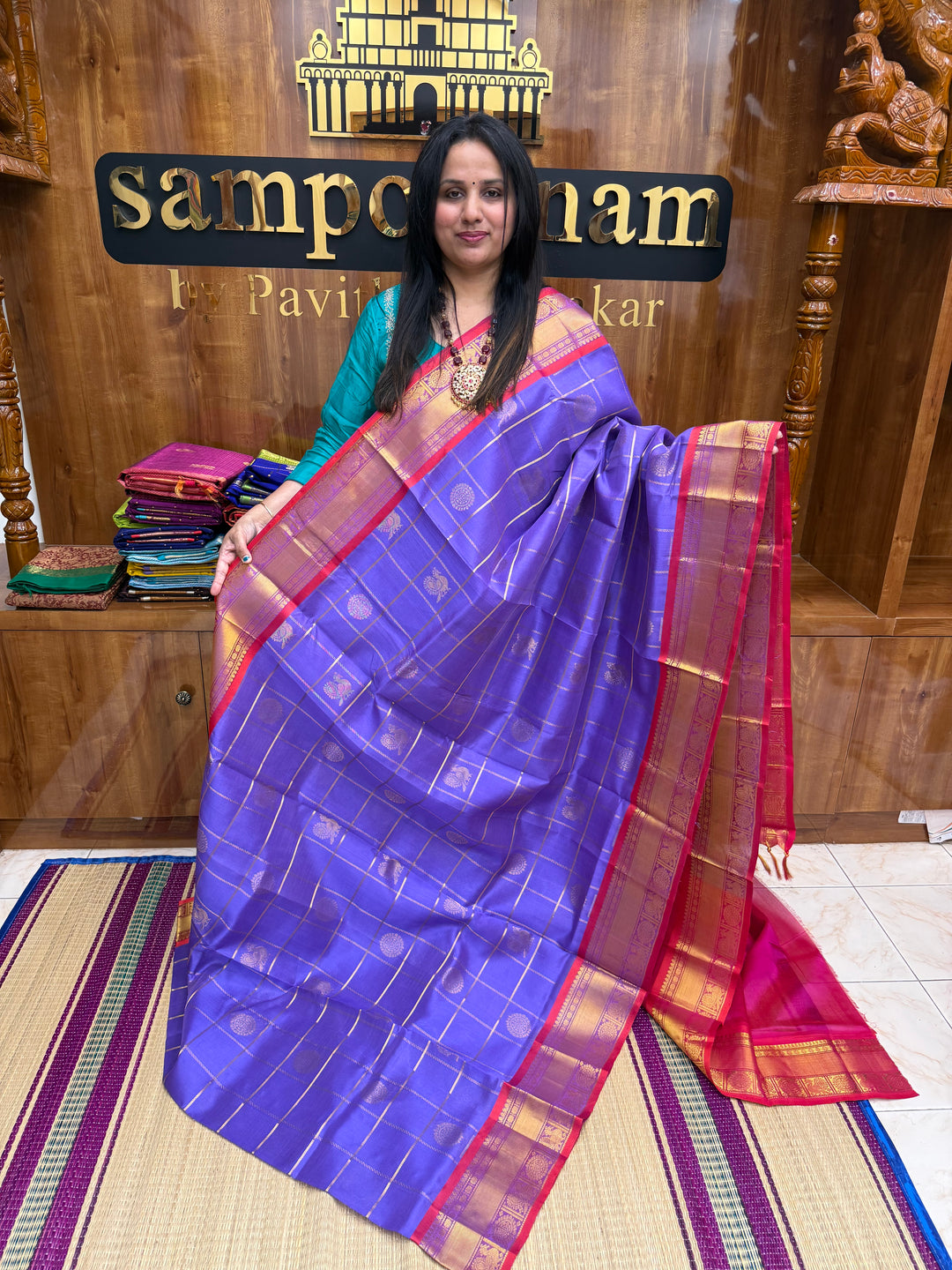 Lilac with Pink , Mayil and Chakram Butta in the Body, Traditional Borders and Rich Pallu Mayil Chakram Silk Cotton Saree