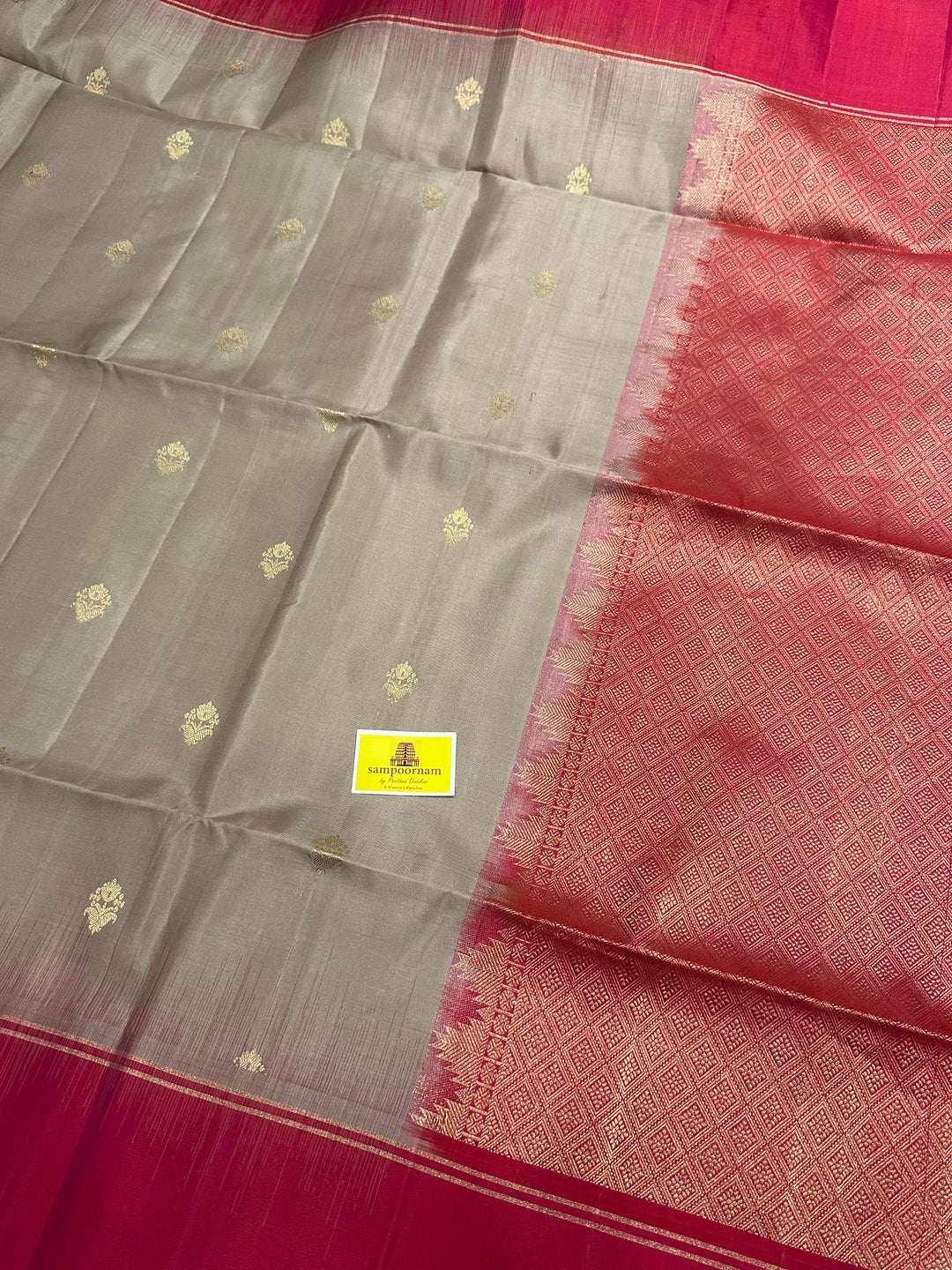 Ven Pattu with Pinkish Red , Zari Butta in the Body, Plain Border Rich Pallu  Pure Soft Silk Saree