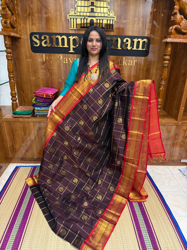 Dark Brown with Red, Mayil and Chakram Butta in the Body, Traditional Borders and Rich Pallu Mayil Chakram Silk Cotton Saree
