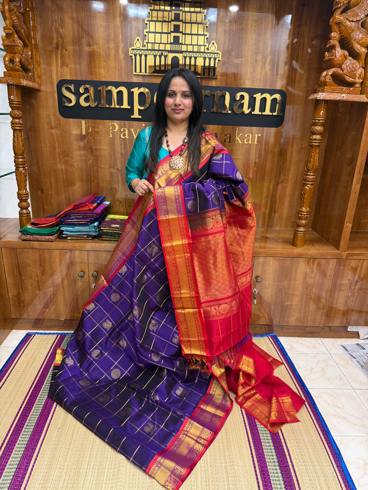 Dark Blue with Red , Mayil and Chakram Butta in the Body, Traditional Borders and Rich Pallu Mayil Chakram Silk Cotton Saree