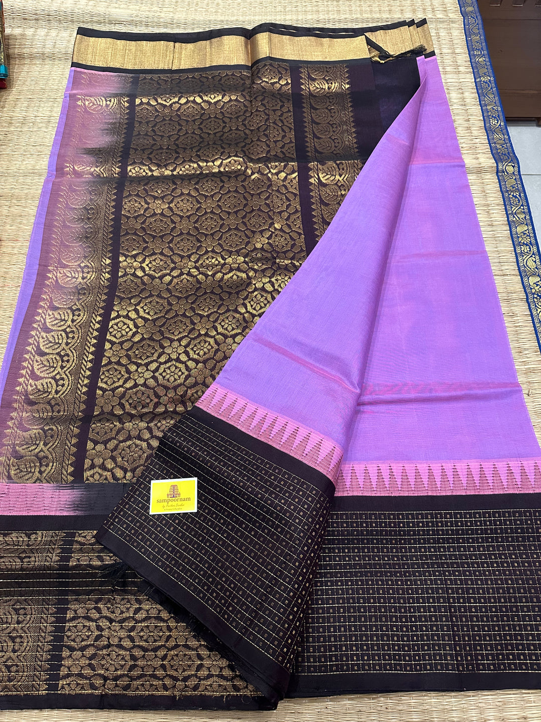 Lavender with One Side Lakshadeepam Big Border , Rich Pallu Korvai Silk Cotton Saree