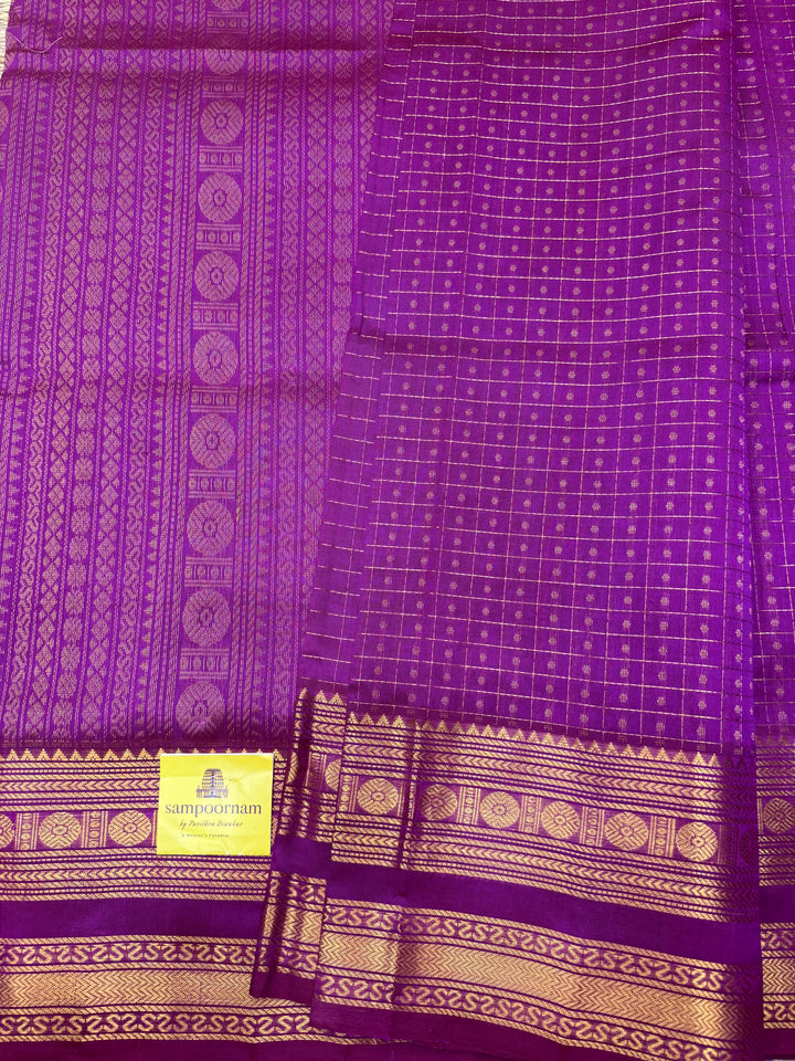 Magenta , Zari  butta in the body , Traditional border and rich Pallu Lakshadeepam Silk Cotton Saree