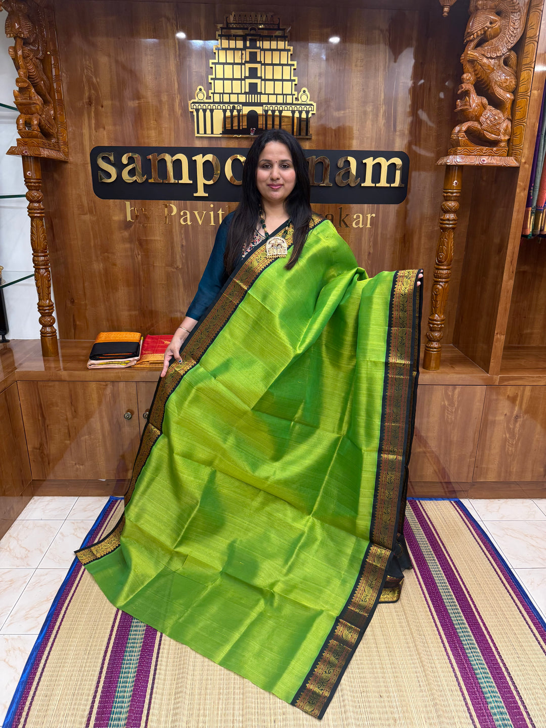 Sneha Green with Bottle Green , Traditional Borders with Rich Pallu Korvai Silk Cotton Saree