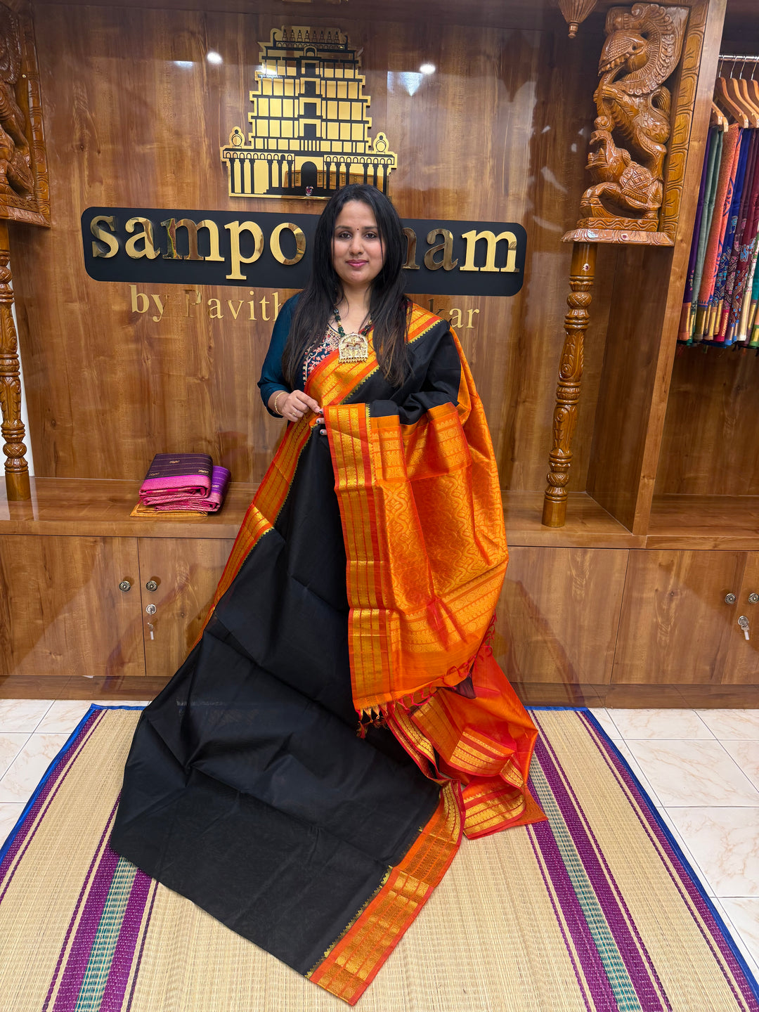Black with Rust Orange , Traditional Borders with Rich Pallu Korvai Silk Cotton Saree