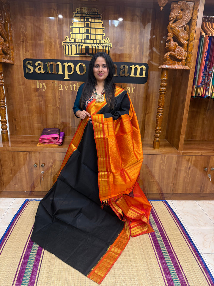Black with Rust Orange , Traditional Borders with Rich Pallu Korvai Silk Cotton Saree