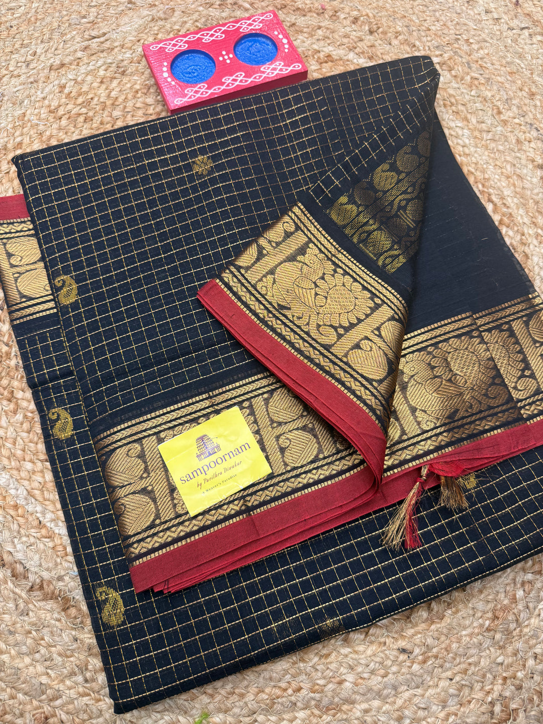 Black , Zari Podi Kattam in the body , Traditional Borders and Rich Pallu Semi Silk Cotton Saree