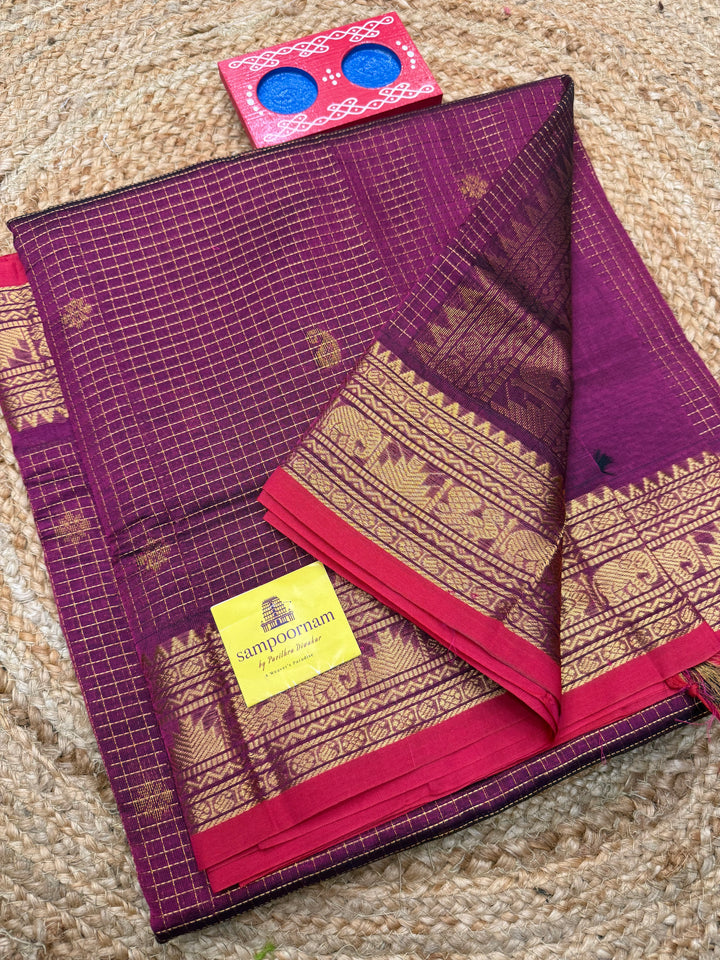 Magenta , Zari Podi Kattam in the body , Traditional Borders and Rich Pallu Semi Silk Cotton Saree
