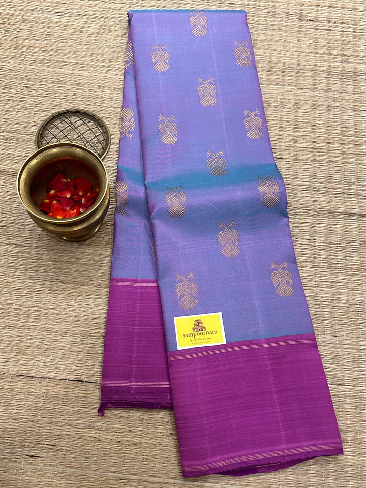 A Trendy Lavender with Light Magenta Saree, with Zari Gandaberundu Motif in Body and Rich Zari Pallu Pure Kanjivaram Silk Saree