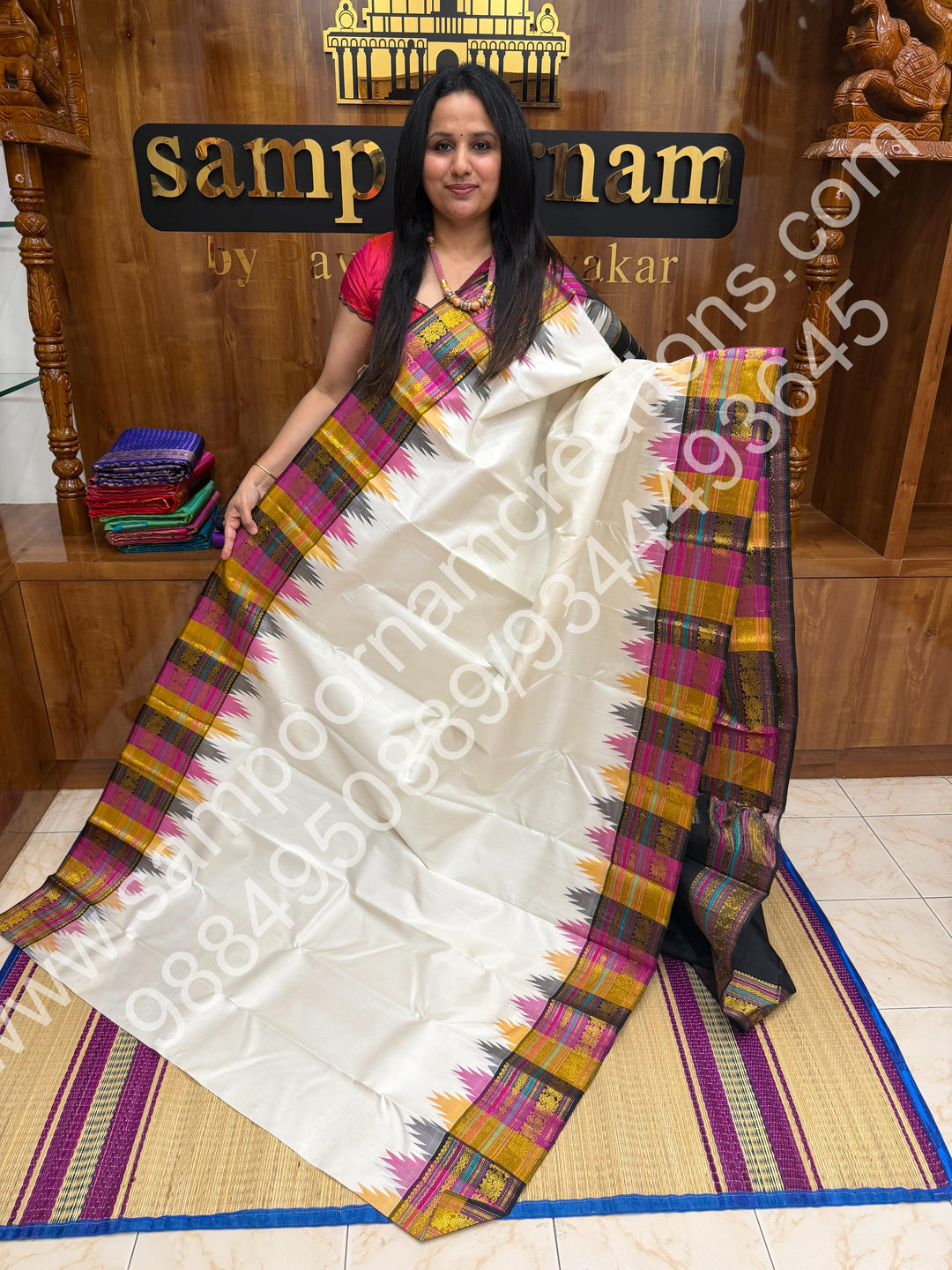 Offwhite with Black , Triple Colour Borders with Temple Design  and Rich Pallu  Pure Kanjivaram Silk Saree