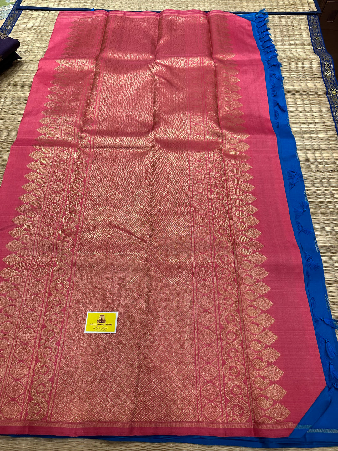 A Classic Blue with Onion Pink Saree with Kolam Zari Motif in Body And Rich Pallu Pure Kanjivaram Silk Saree