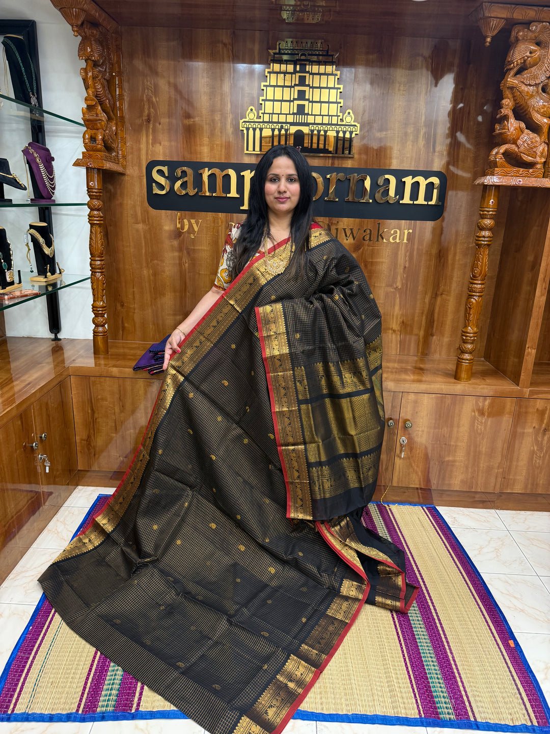 Brown , Zari Podi Kattam in the body , Traditional Borders and Rich Pallu Semi Silk Cotton Saree