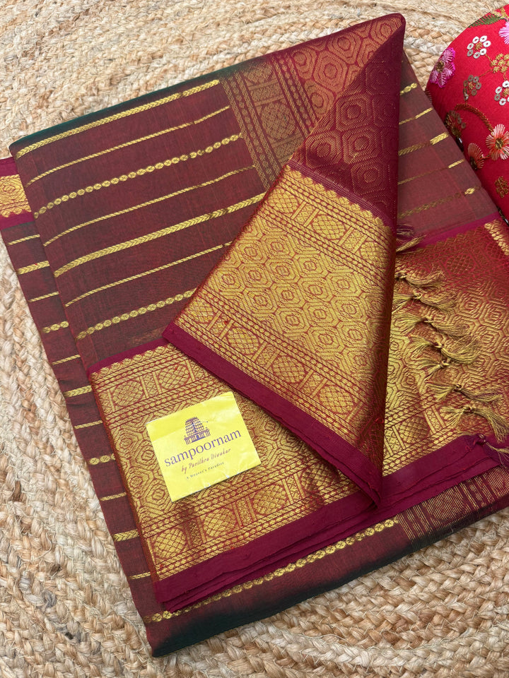 Double Shaded Manthulir  , Traditional borders with Veldhari  lines in the body and rich Pallu Silk Cotton Saree