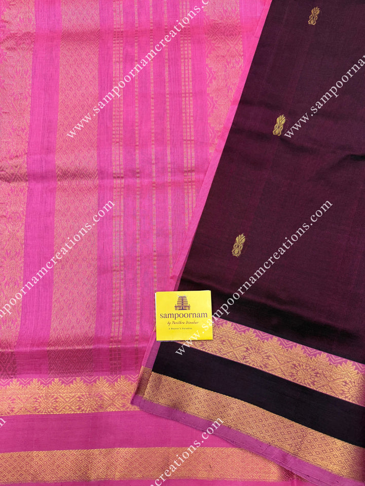 Arakku with Baby Pink , Rich  Floral Zari Butta in the body , traditional borders and rich Pallu Silk Cotton Saree