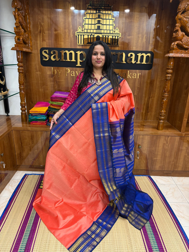 Kanakambaram with Blue  , Traditional Kanchi  borders and Rich Pallu Korvai Silk Cotton Saree