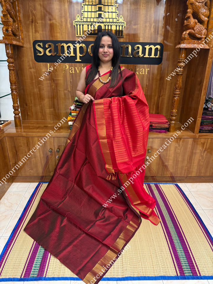 Maroon , Green Selvedge , Vairaoosi Zari lines in the body , traditional borders and rich Pallu Silk Cotton Sarees