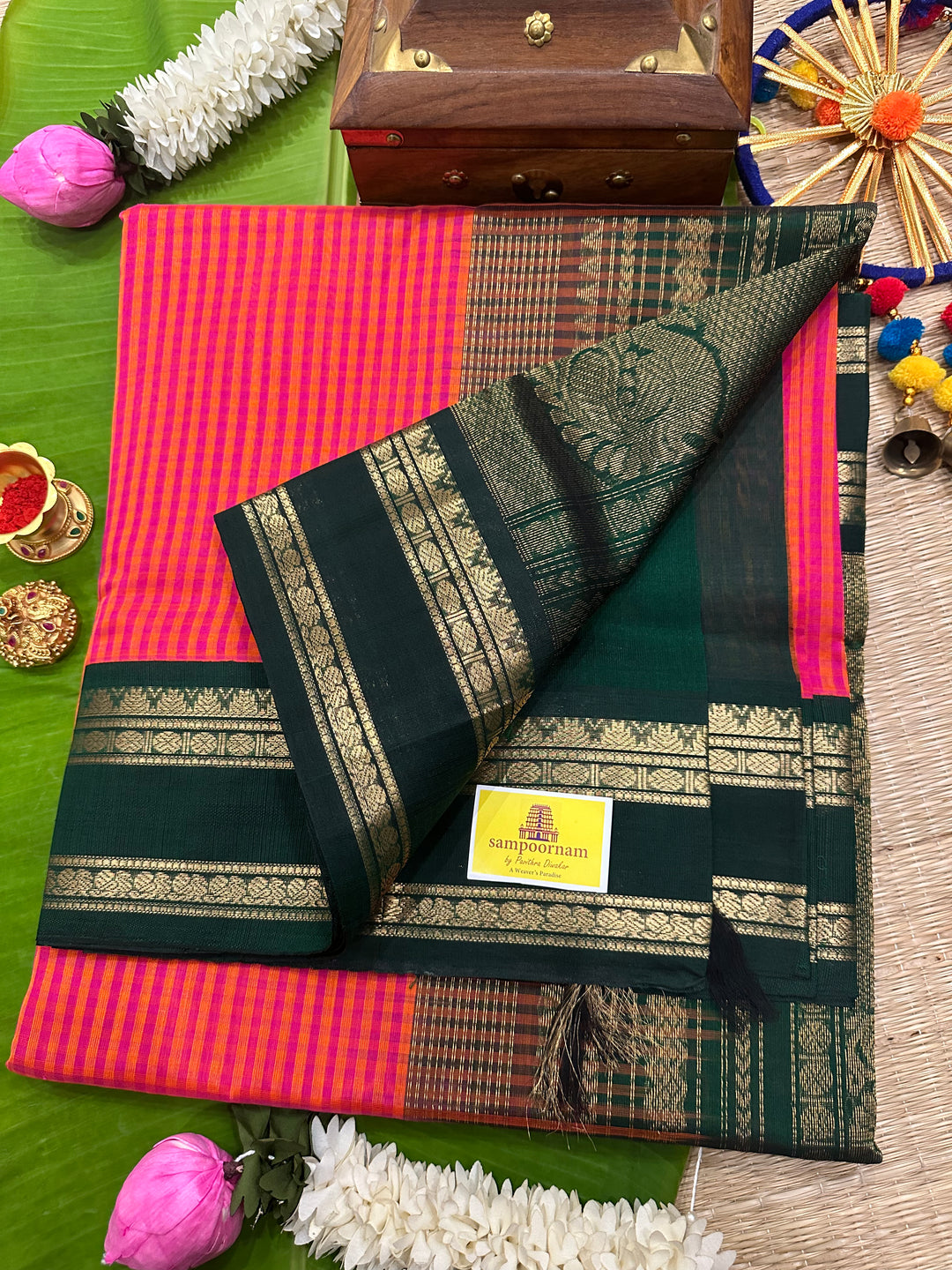 Orange And Magenta Podi Kattam with Green Rettapet Border and Rich Zari Pallu Korvai Silk Cotton Saree