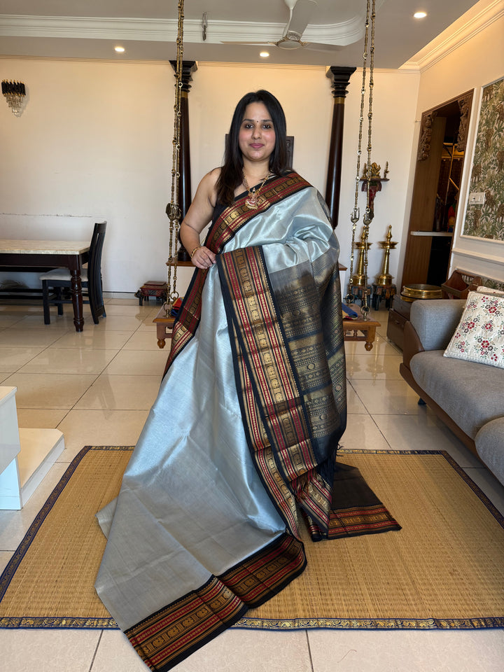 A classic Grey with Black, Rich Big Traditional Borders and Grand Pallu Korvai Silk Cotton Saree