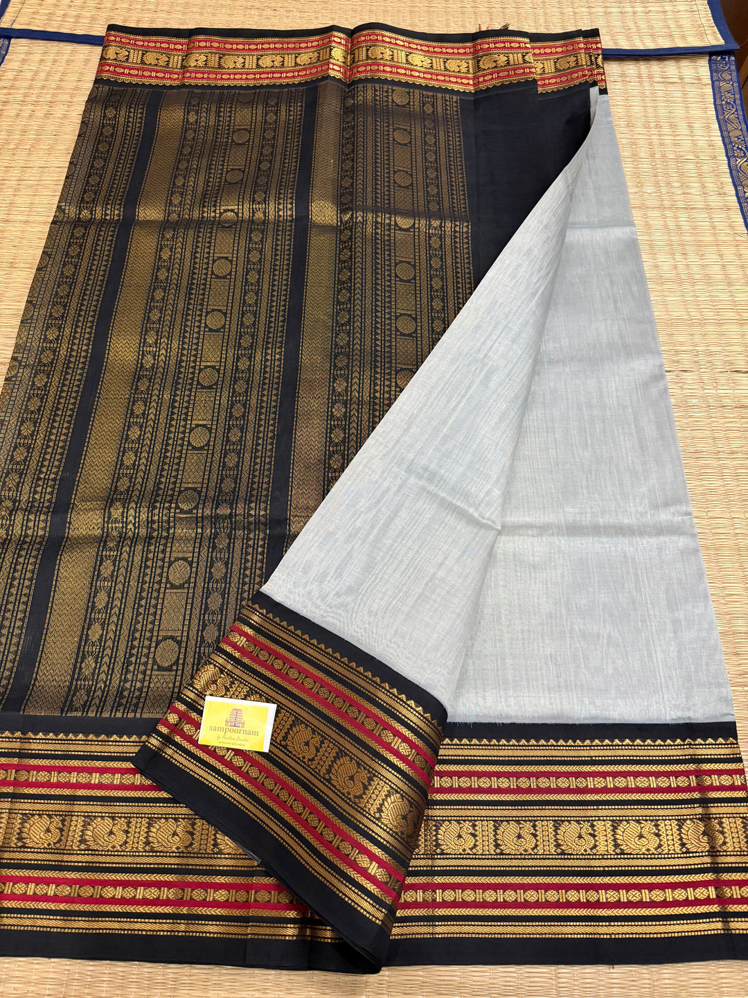 A classic Grey with Black, Rich Big Traditional Borders and Grand Pallu Korvai Silk Cotton Saree