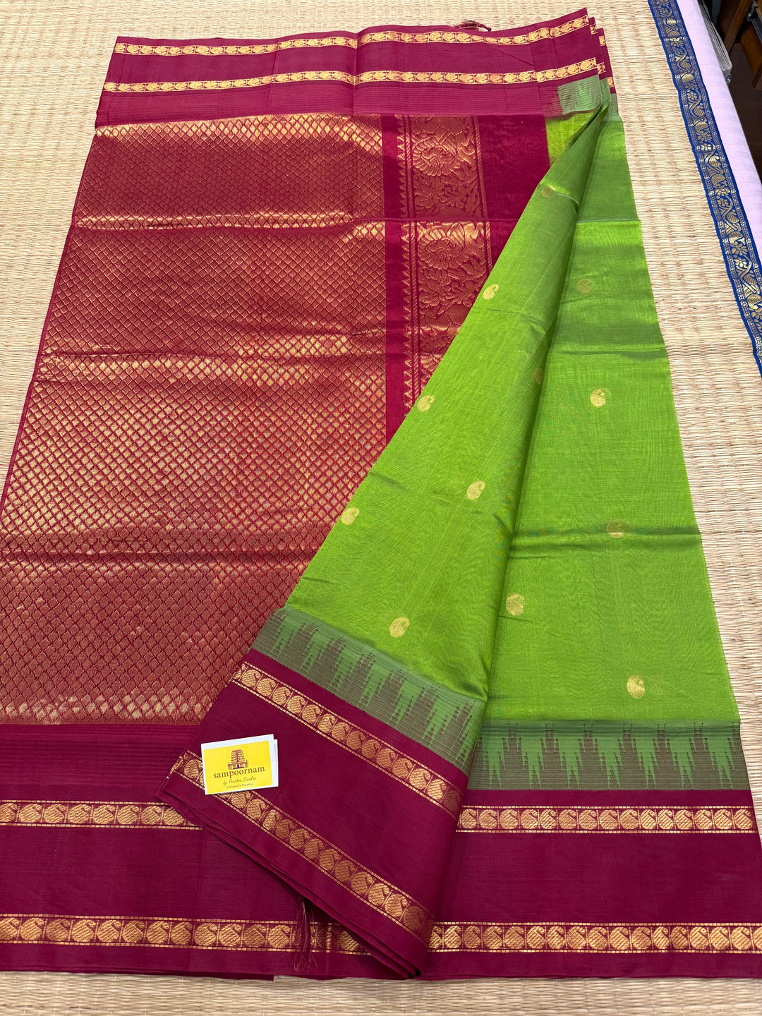 Green with Araku , mango butta in the body , retttapet traditional temple border and rich Pallu Korvai Silk Cotton Saree