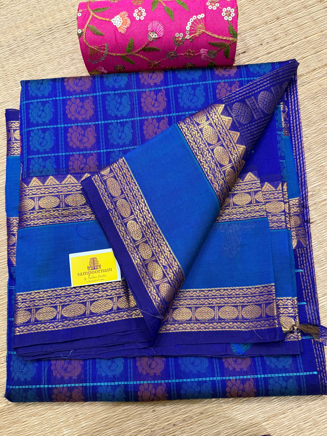 Blue with Annam butta in the Body and, rettapet Border with rich Pallu Silk Cotton Saree