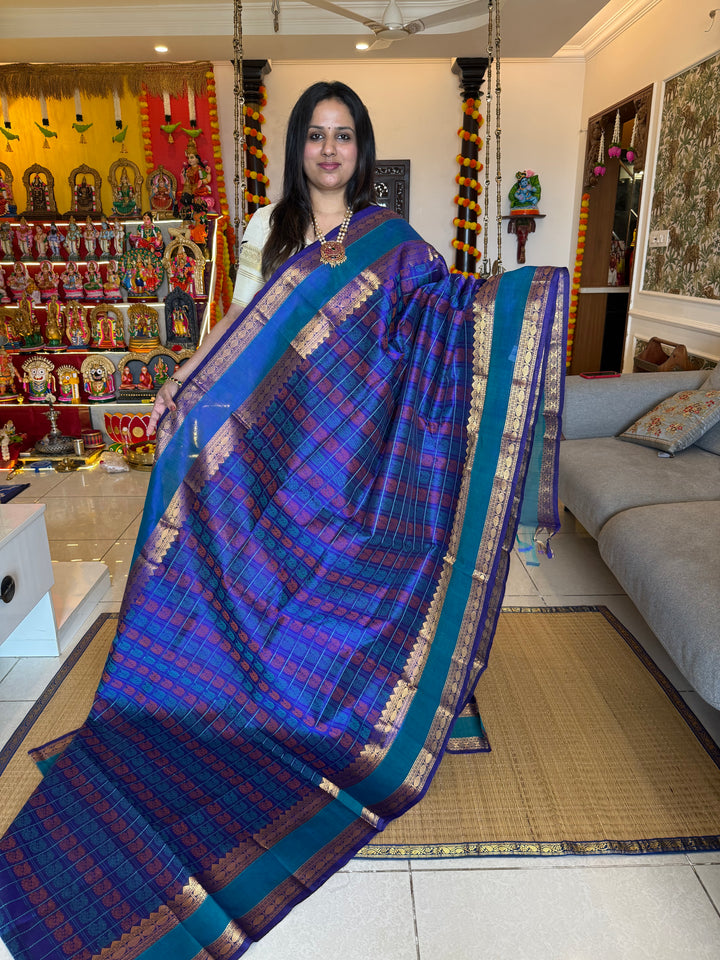 Blue with Annam butta in the Body and, rettapet Border with rich Pallu Silk Cotton Saree