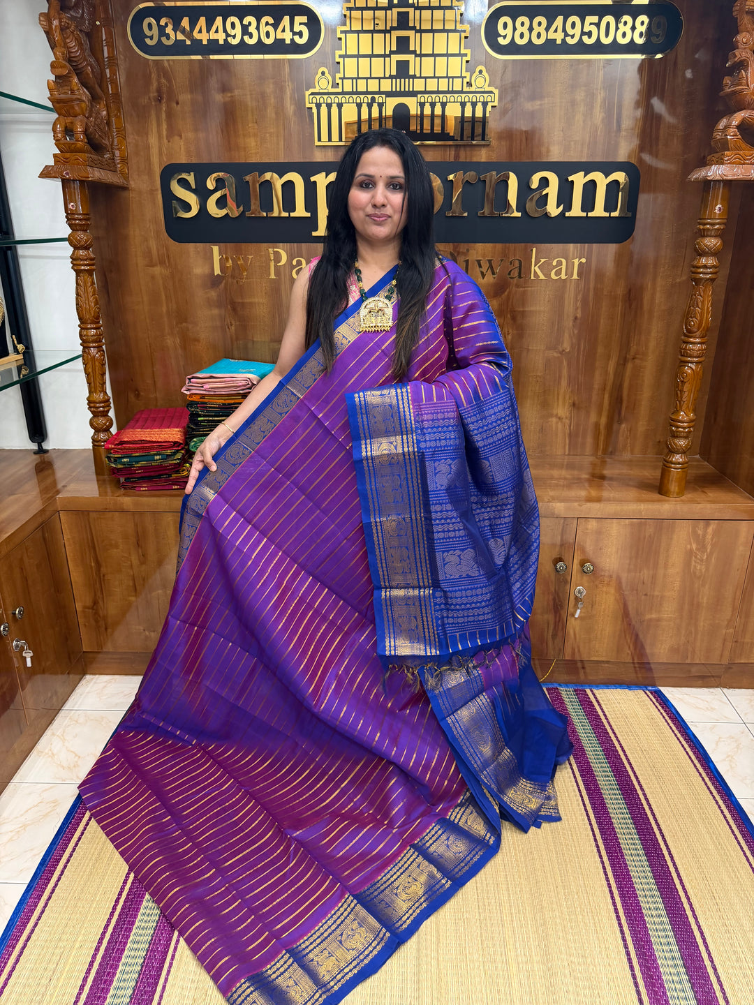 Double Shaded Vadamalli with Blue , Veldhari Zari Lines in the Body , Traditional Kanchi border , Rich Pallu , Pure Silk Cotton Saree