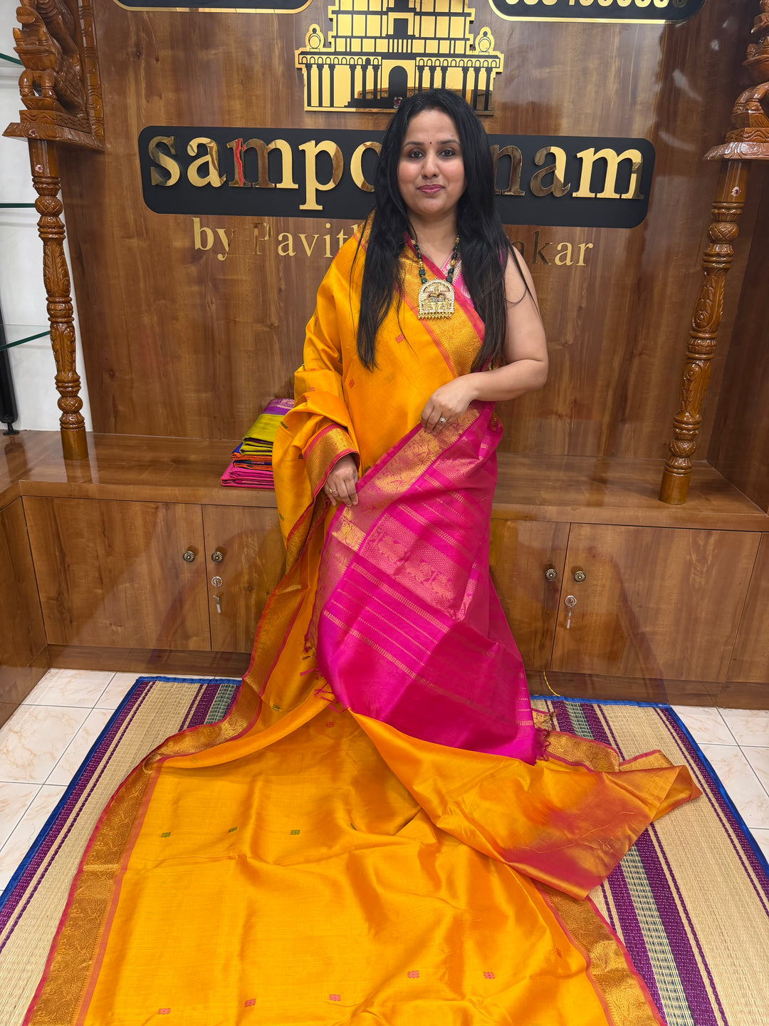 Mambazha Manjal with Pink , Thread Butta in the body  , Traditional border and Rich Pallu , 10 Yards  Pure Silk Cotton Saree