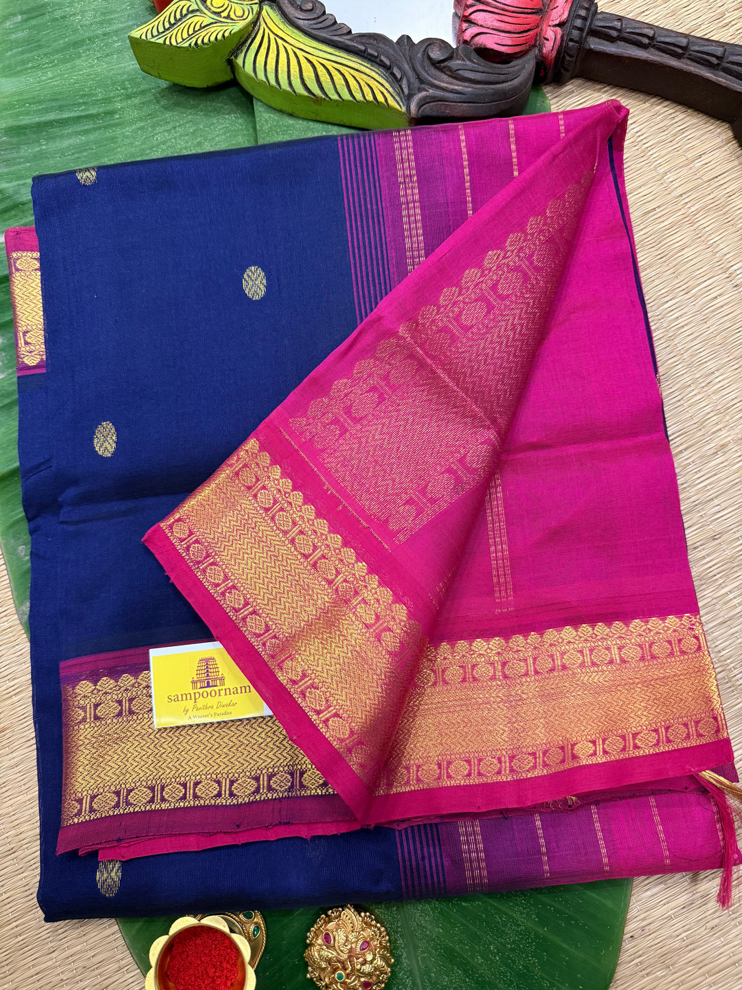 Dark Blue with Pink , Body Rich Zari Butta Traditional Borders and Rich Pallu Pure Silk Cotton Saree