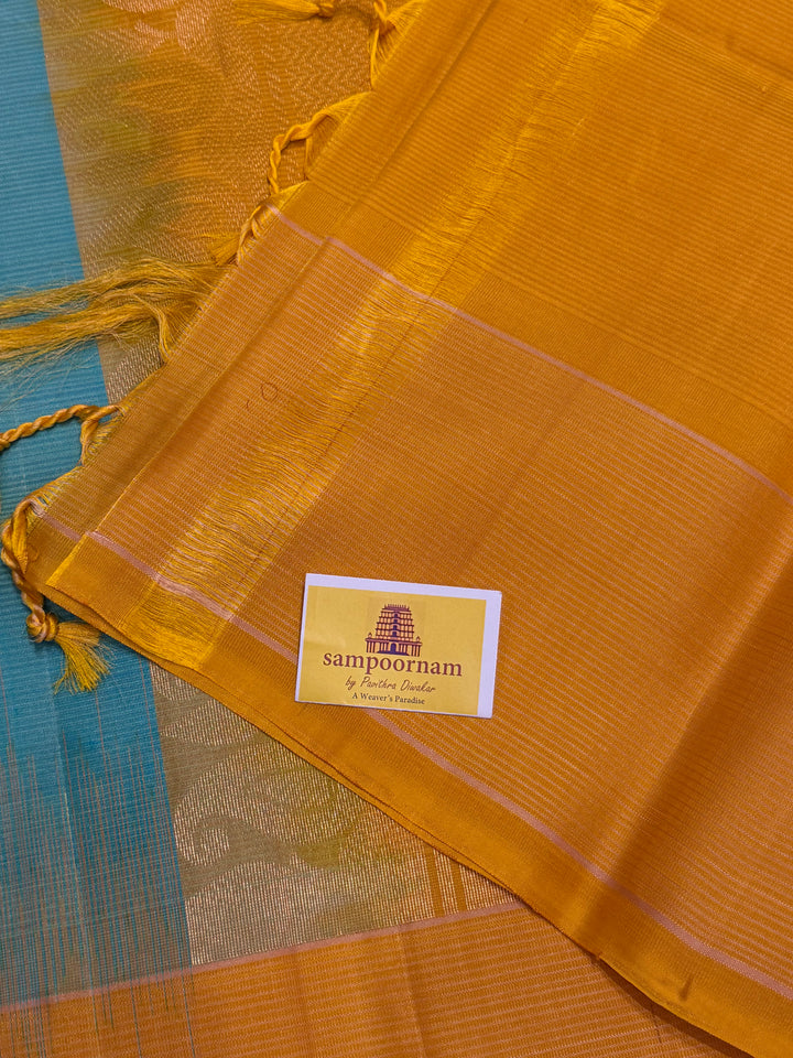Light Rexona Green with Fenugreek , Zari Body Butta in the Body, Vairaoosi Lines in teh Borders and Rich Pallu Pure Soft Silk Saree
