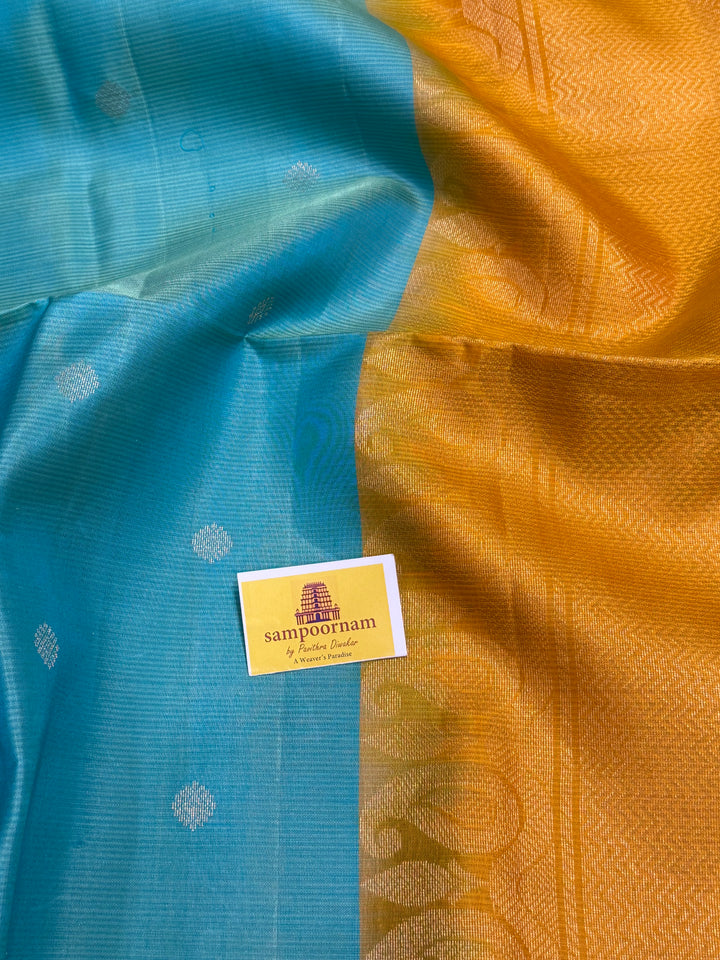 Light Rexona Green with Fenugreek , Zari Body Butta in the Body, Vairaoosi Lines in teh Borders and Rich Pallu Pure Soft Silk Saree