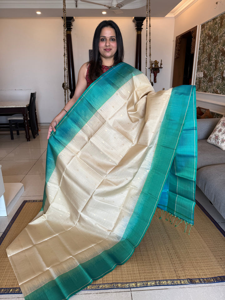 Beige with Turquoise Blue, Vairaoosi Borders, Zari Butta and Dotted Lines in the Body , Rich Pallu, Pure Soft Silk Saree