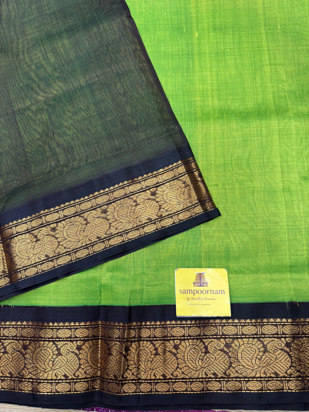 Parrot Green with Dark Brown  , Traditional borders and rich Pallu Korvai Silk Cotton Saree