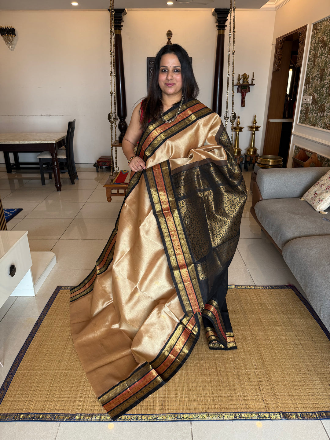 Light Gold With Black , Rich Body Butta , Traditional Kanchi Triple Border and Rich Pallu Korvai Silk Cotton Saree