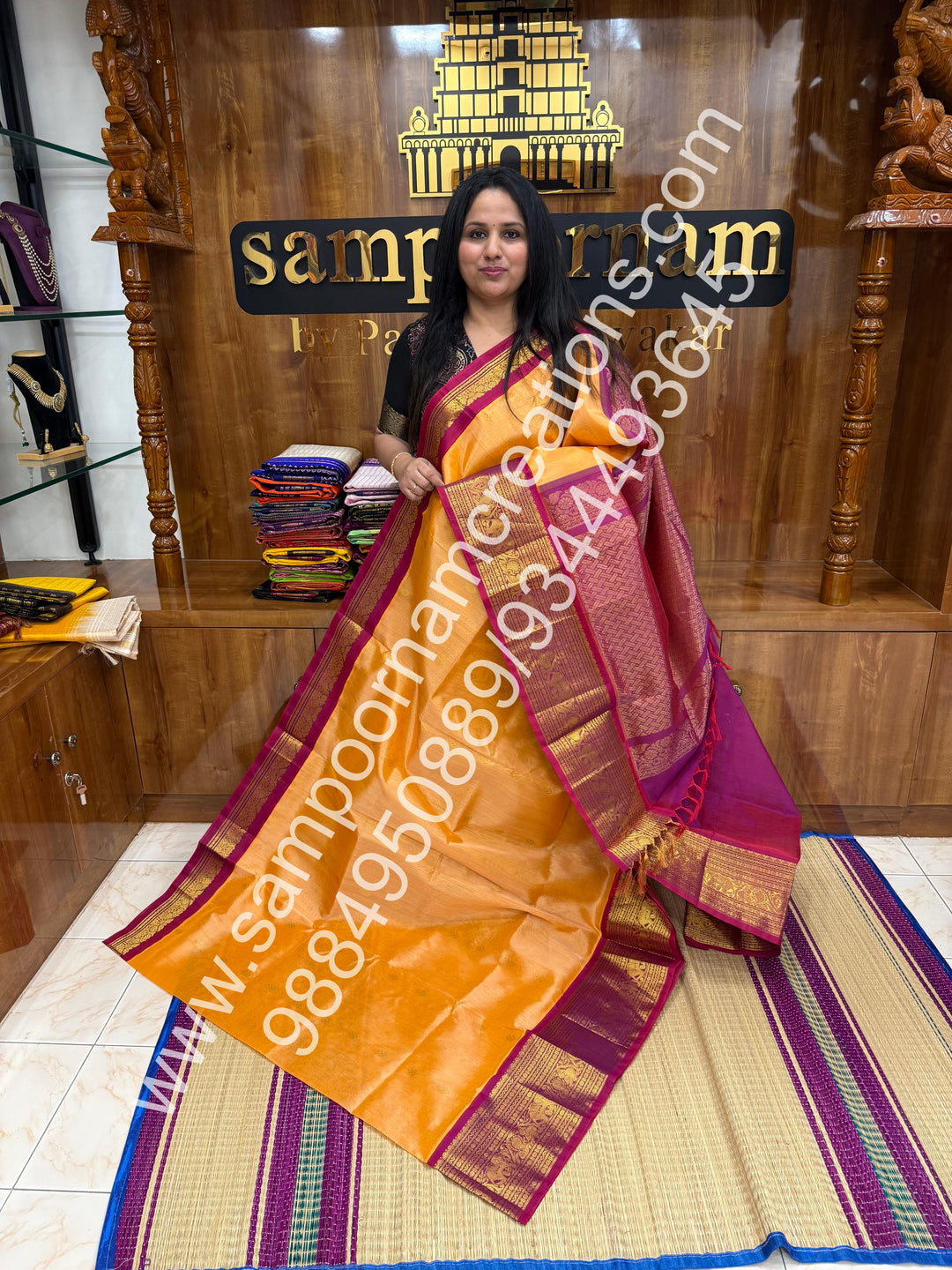 Peach with Dark Magenta , Floral  Zari butta in the body , One side big kanchi border and rich Pallu Korvai Silk Cotton Saree