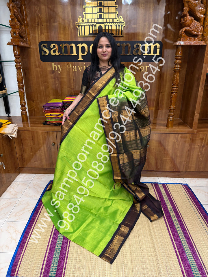 Parrot Green with Brown , Traditional borders and rich Pallu Korvai Silk Cotton Saree