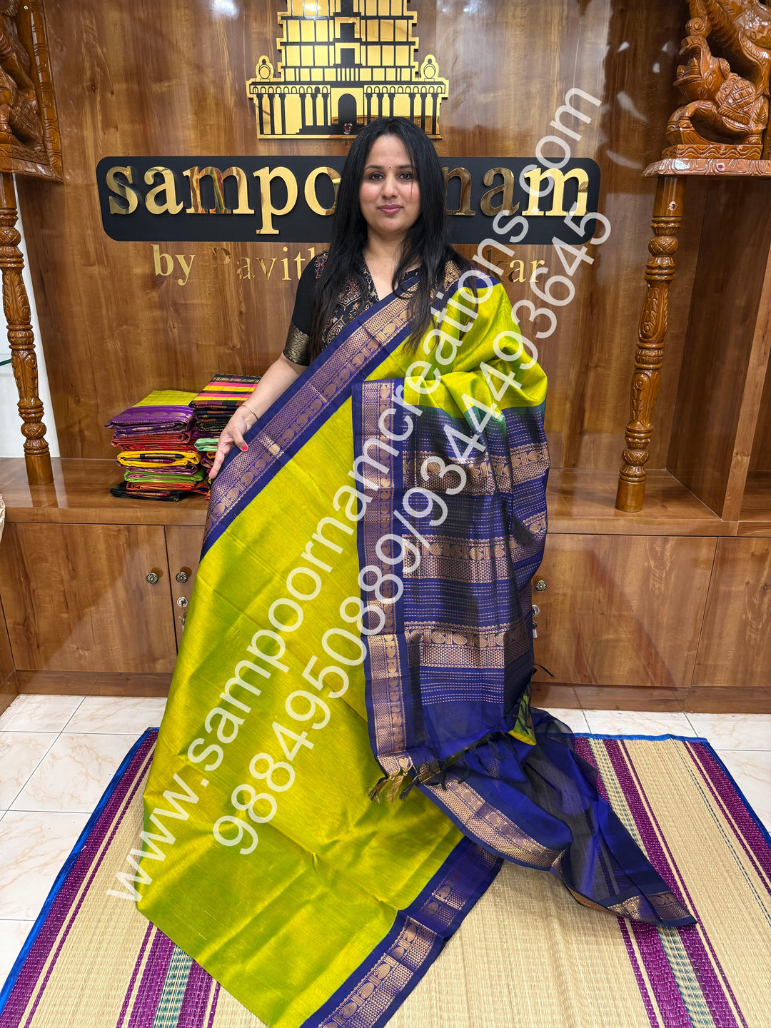 Parrot Green with Dark Blue  , Traditional borders and rich Pallu Korvai Silk Cotton Saree
