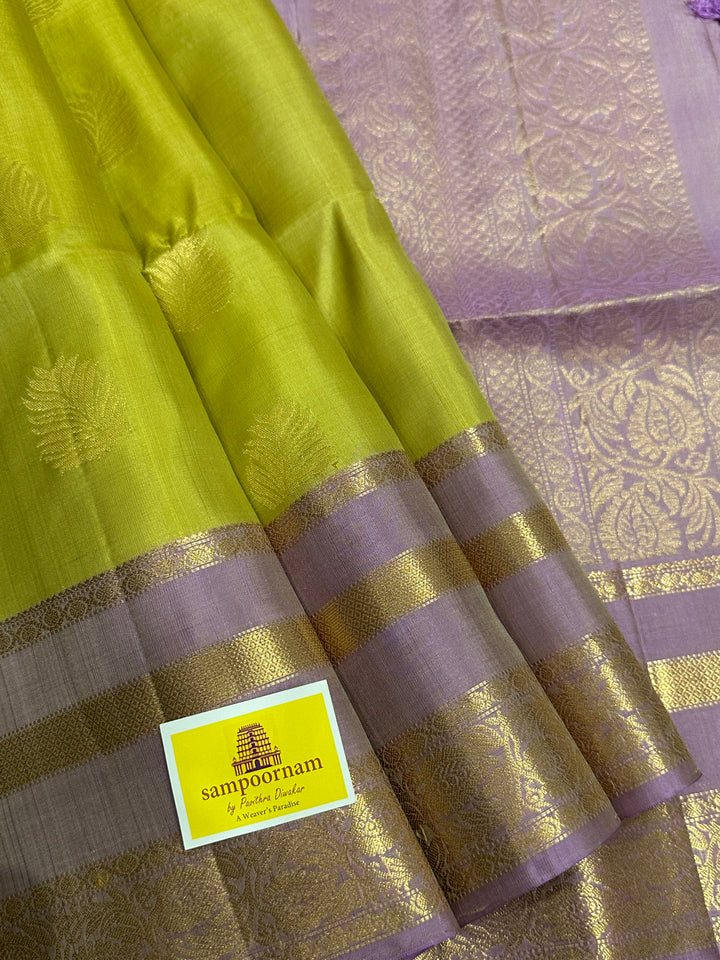 Pastel Elaichi Green with Lavender , Rich Floral Butta and Rettapet Border and Grand Pallu , Pure Soft Silk Saree