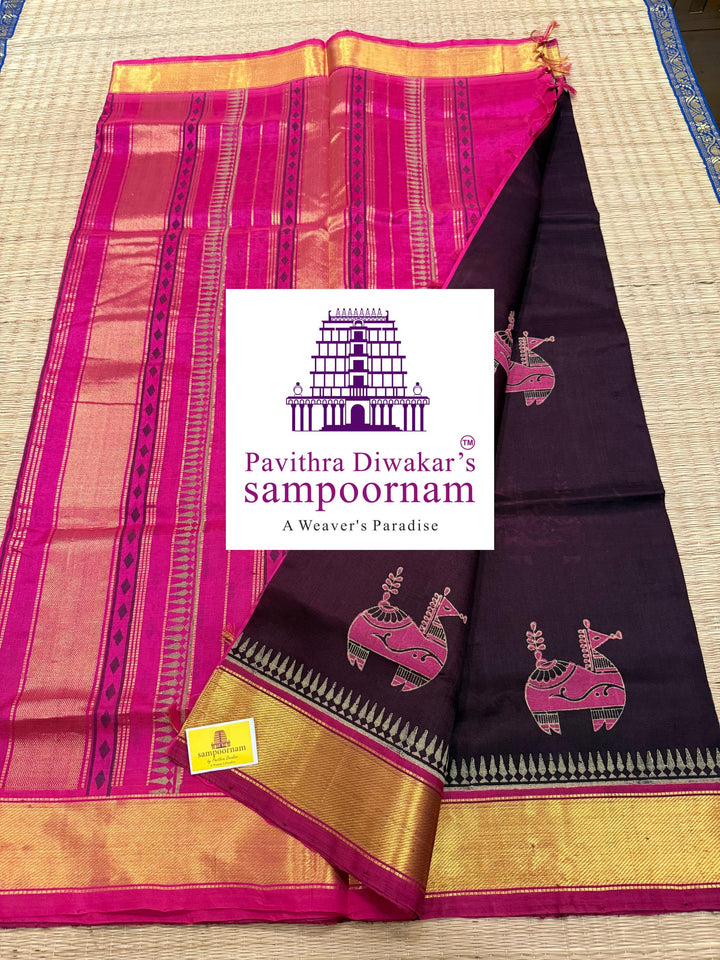 Dark Brown with Pink , traditional borders and rich Pallu , Terracota horse printed Silk Cotton Saree
