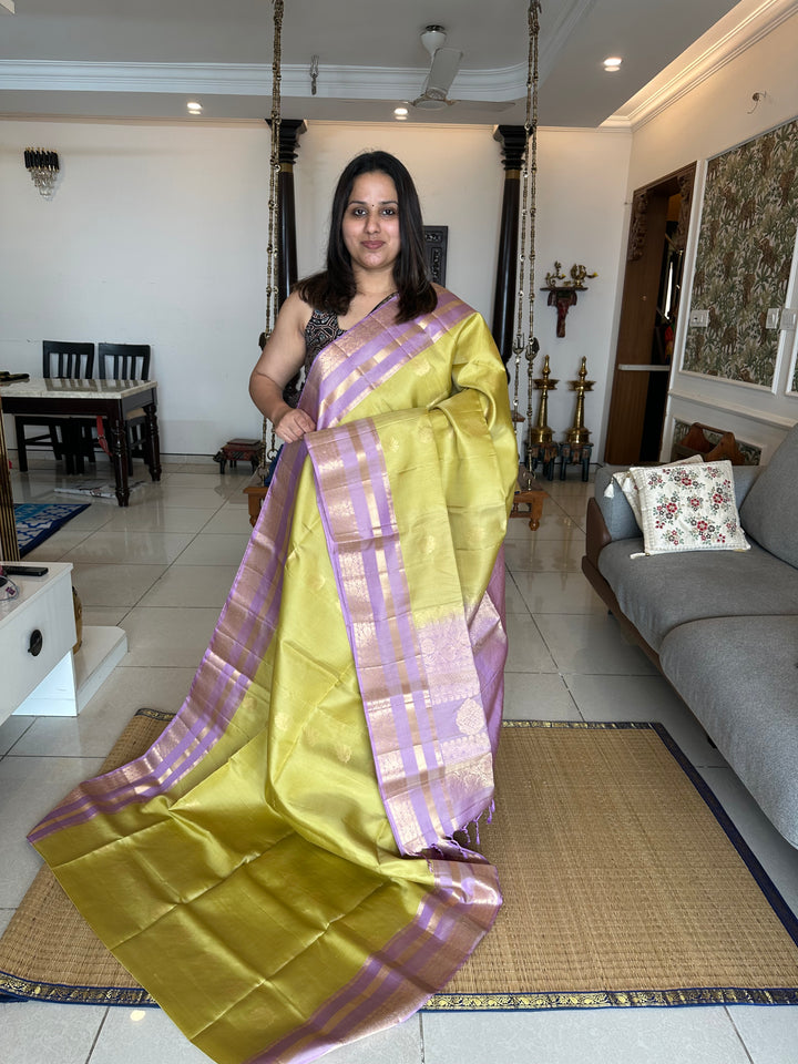 Pastel Elaichi Green with Lavender , Rich Floral Butta and Rettapet Border and Grand Pallu , Pure Soft Silk Saree