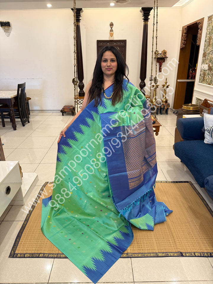 Double Shaded Pastel green with Blue, Rich Annam Multi Colour Butta in the Body, Traditional Temple Borders and Grand Pallu, Pure Handloom Gadwal Silk Saree