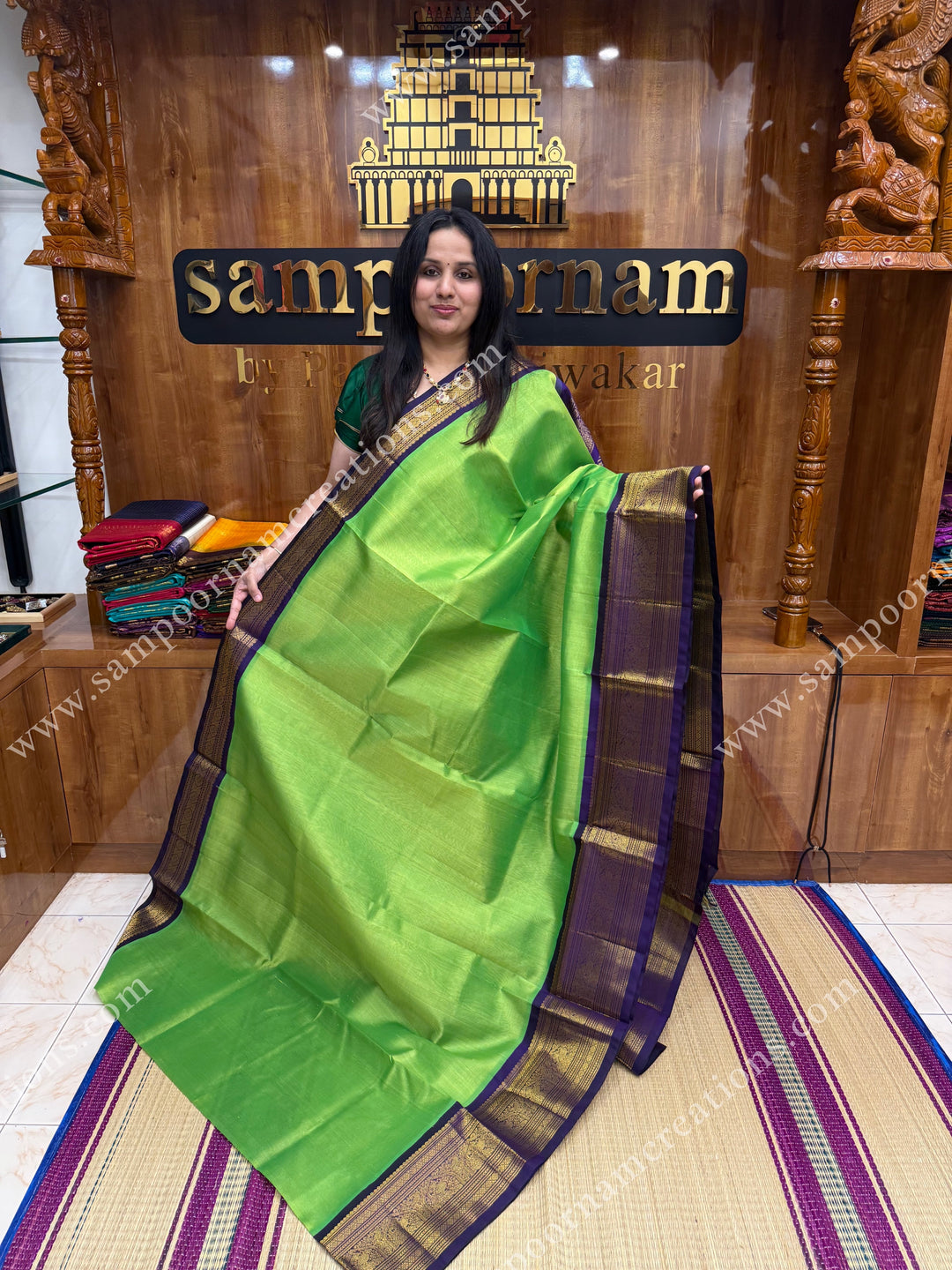 Green with Dark Blue ,  Traditional  One Side big  borders and rich Pallu Korvai Silk Cotton Sareee